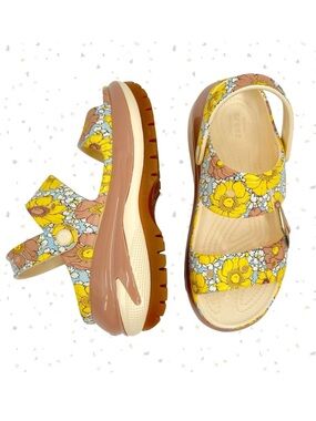Crocs Mega Crush Retro Floral Wildflower Platform Sandals Yellow Tan Size 7 NEW